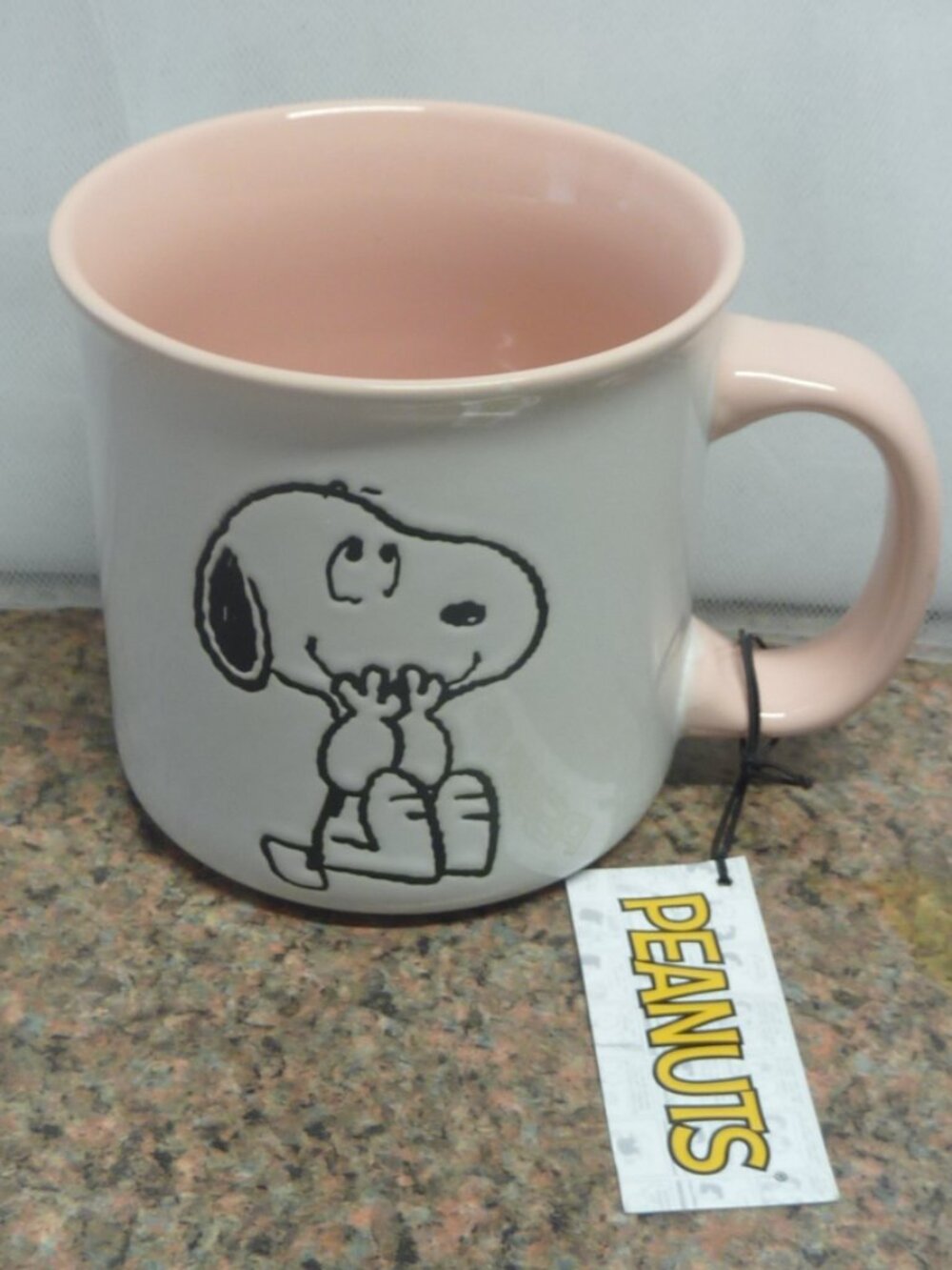 New Peanut 21oz (621ml) Pink and White Stoneware Mug. (No Box)
